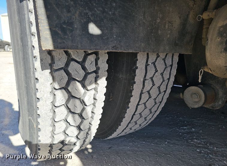 image for item DK0598 2002 Freightliner FL70 street sweeper truck