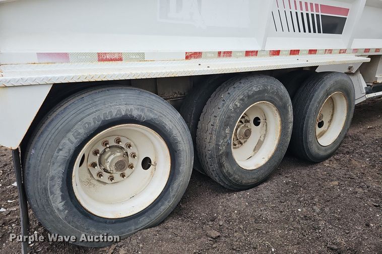 image for item DK0620 2013 Dakota 4300 BDT bottom dump trailer