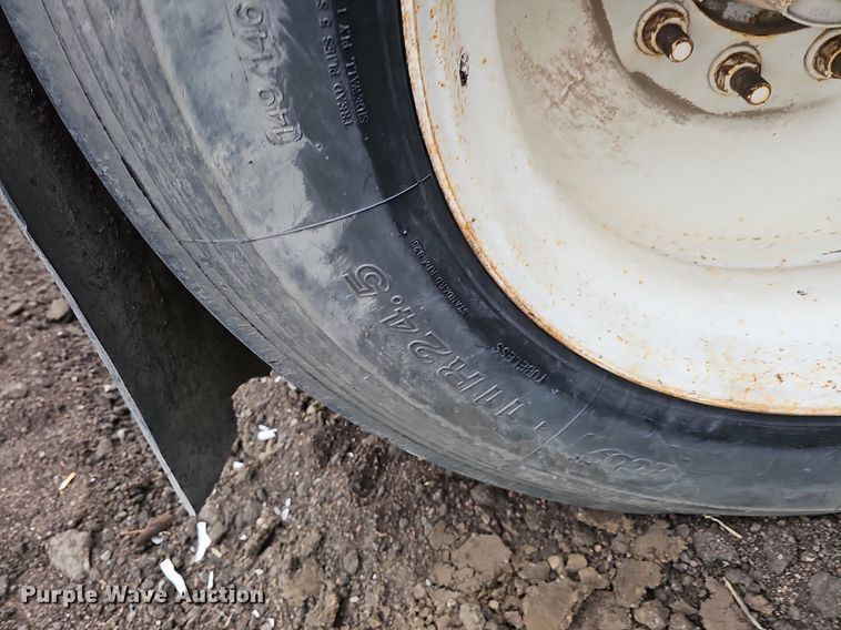 image for item DK0620 2013 Dakota 4300 BDT bottom dump trailer