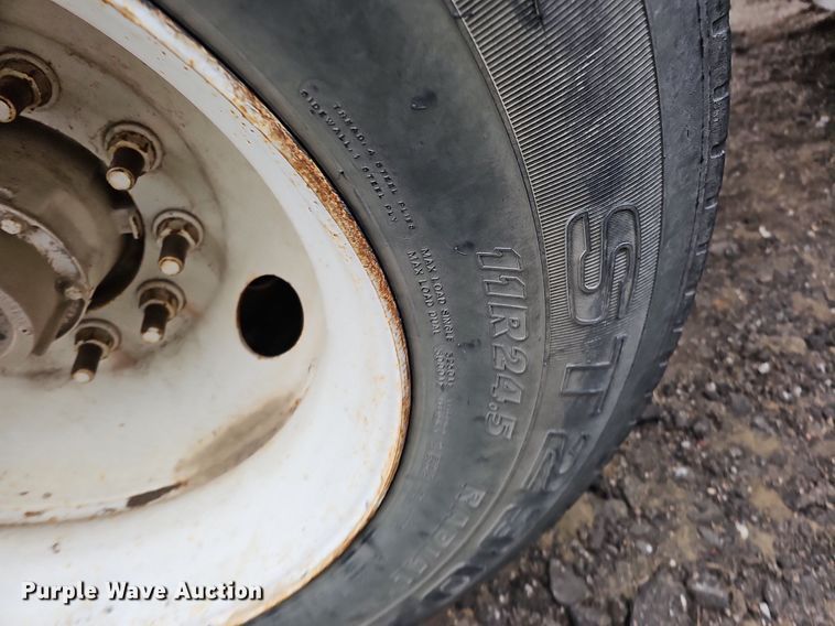 image for item DK0620 2013 Dakota 4300 BDT bottom dump trailer