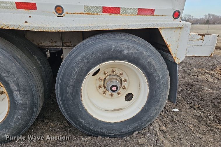 image for item DK0620 2013 Dakota 4300 BDT bottom dump trailer