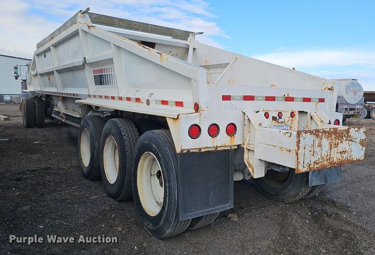 image for item DK0621 2012 Dakota 4300BDT bottom dump trailer