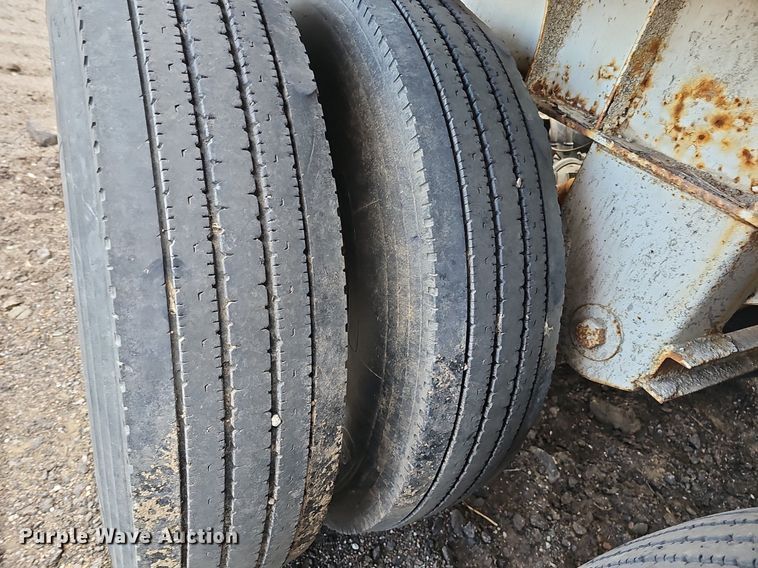 image for item DK0621 2012 Dakota 4300BDT bottom dump trailer