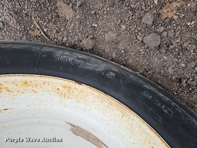 image for item DK0621 2012 Dakota 4300BDT bottom dump trailer