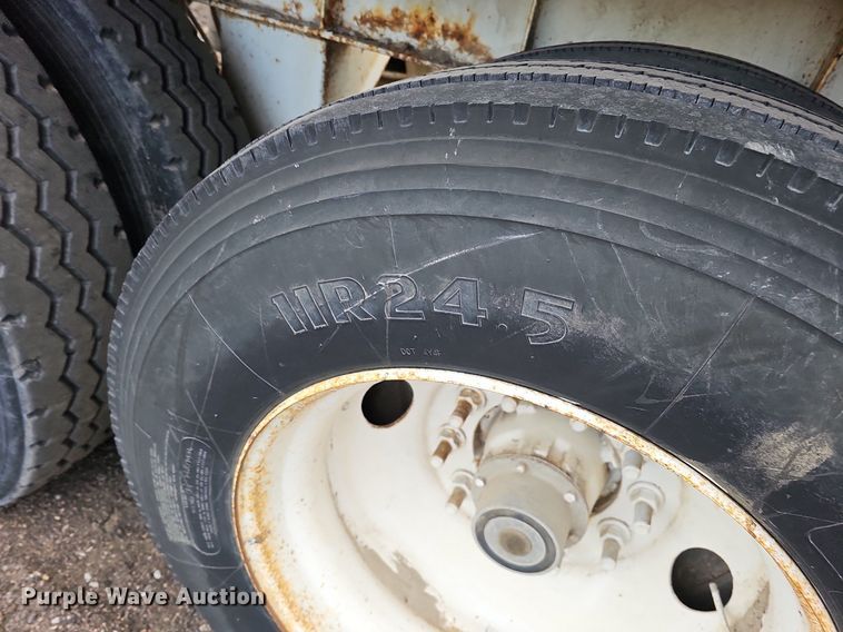 image for item DK0621 2012 Dakota 4300BDT bottom dump trailer