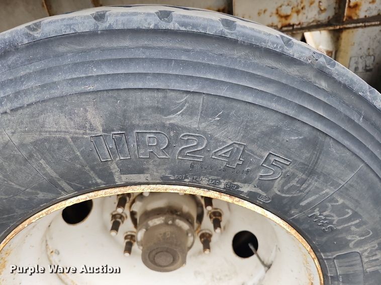 image for item DK0621 2012 Dakota 4300BDT bottom dump trailer