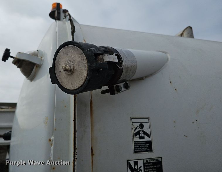 image for item DK0623 Vacuum Source VT1800 vacuum excavator