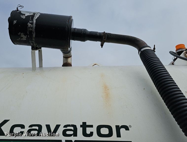 image for item DK0623 Vacuum Source VT1800 vacuum excavator