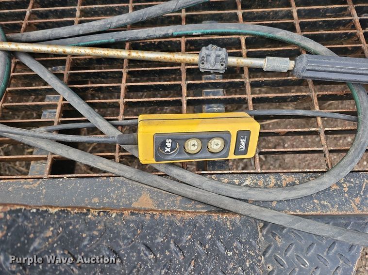 image for item DK0623 Vacuum Source VT1800 vacuum excavator