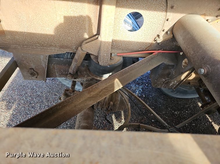 image for item DK0627 2012 SiDump'R SDR 325 side dump trailer