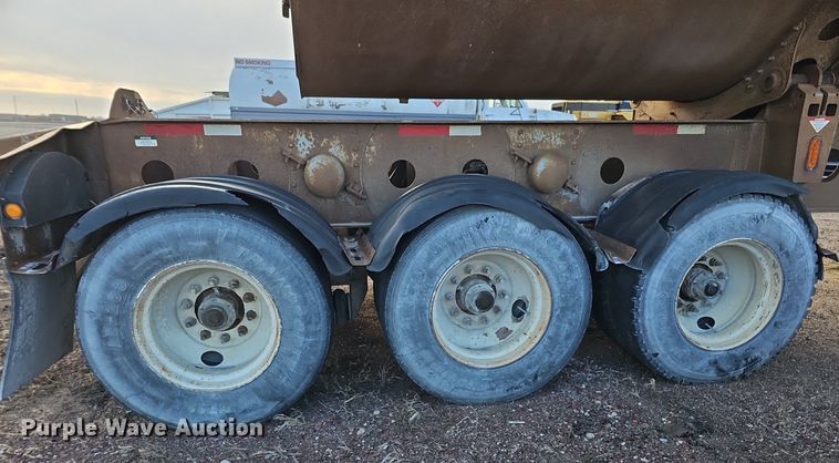 image for item DK0627 2012 SiDump'R SDR 325 side dump trailer