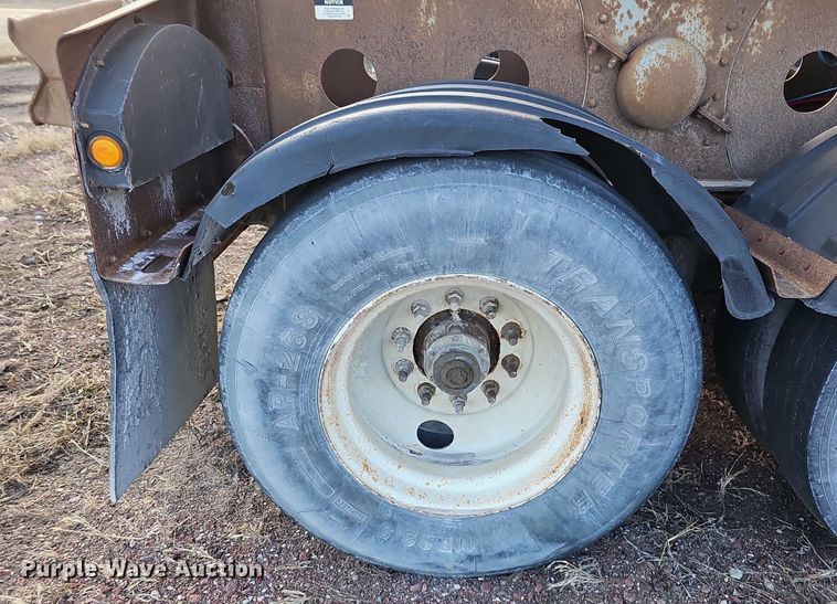 image for item DK0627 2012 SiDump'R SDR 325 side dump trailer