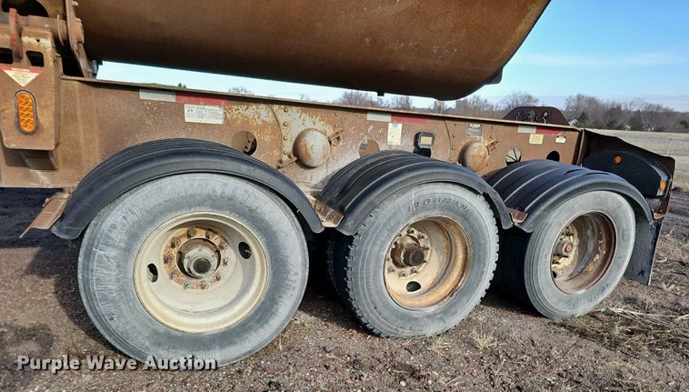 image for item DK0627 2012 SiDump'R SDR 325 side dump trailer