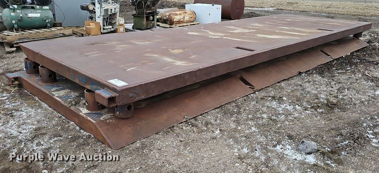 image for item DK0632 Trench box