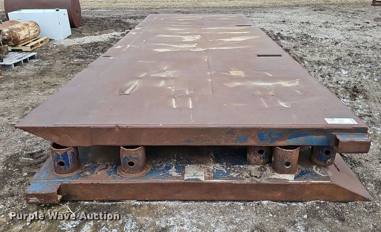 image for item DK0632 Trench box