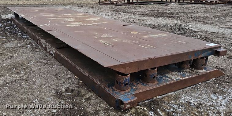 image for item DK0632 Trench box