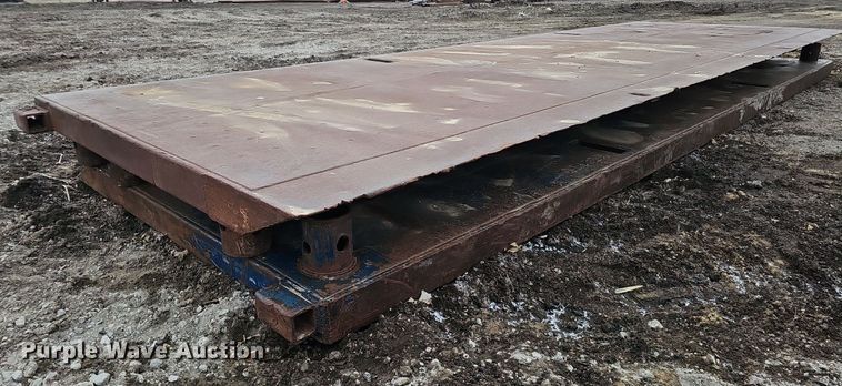 image for item DK0632 Trench box