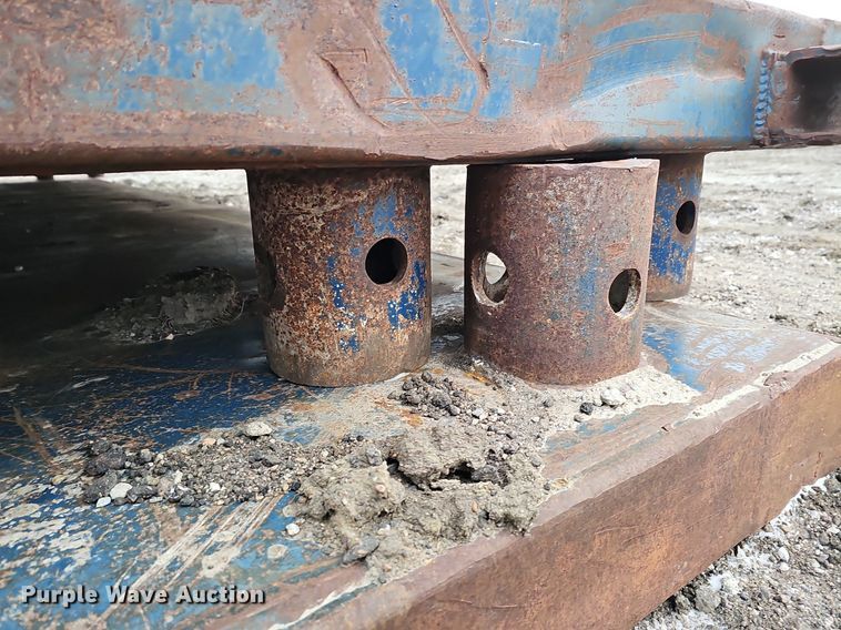 image for item DK0632 Trench box