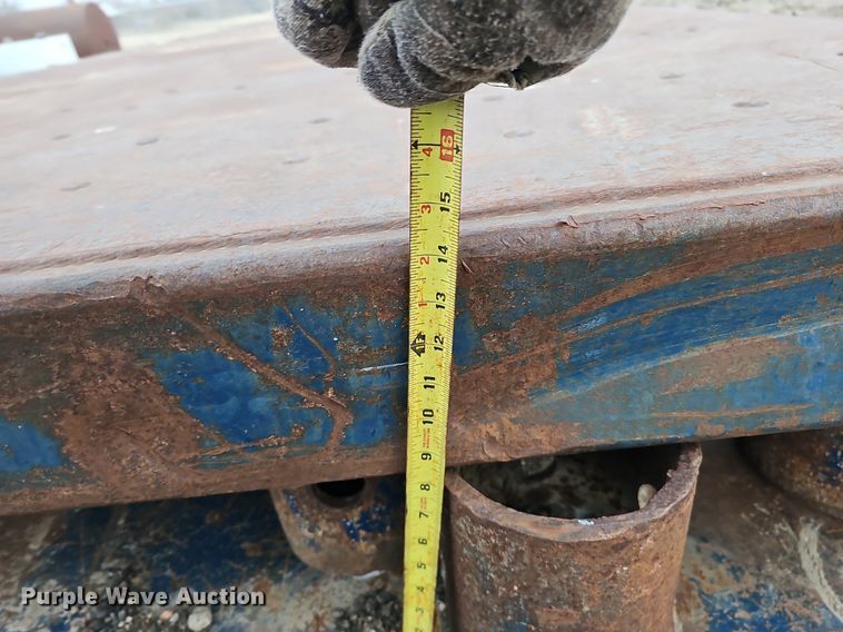 image for item DK0632 Trench box