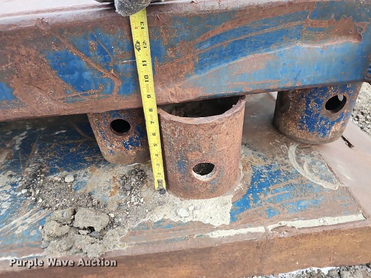 image for item DK0632 Trench box