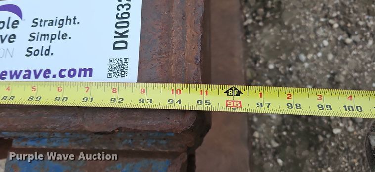 image for item DK0632 Trench box