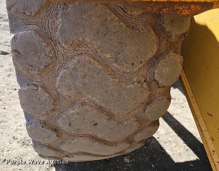 image for item DK0640 1995 Caterpillar 950F Series II wheel loader