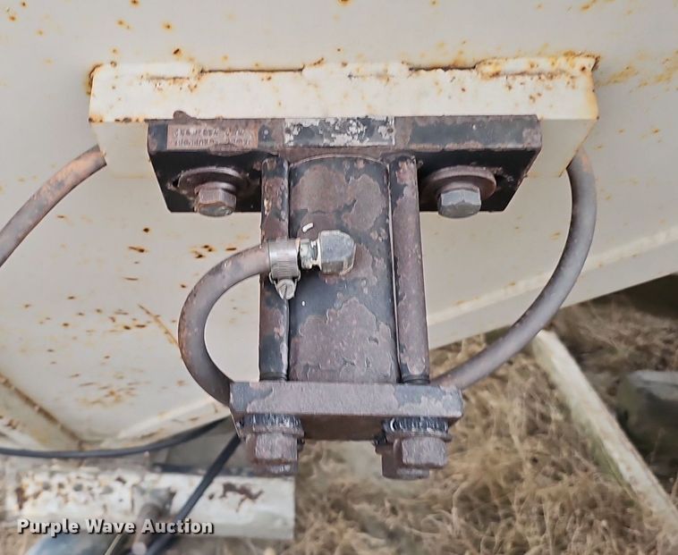 image for item DK0652 Cement silo