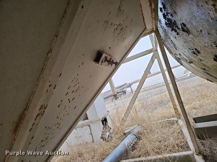 image for item DK0652 Cement silo