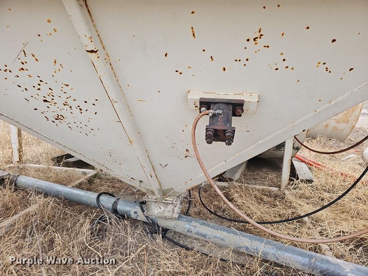 image for item DK0652 Cement silo