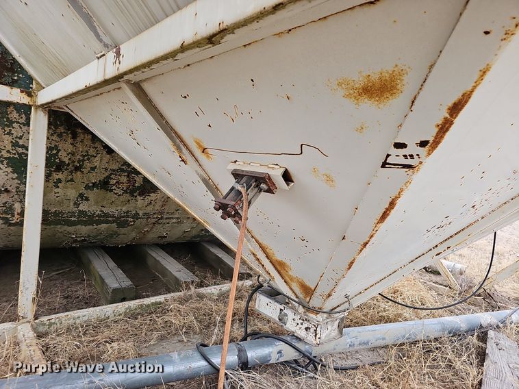 image for item DK0652 Cement silo