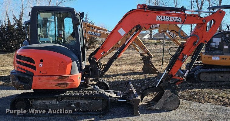 image for item DK0653 2015 Kubota KXO40-4 mini excavator