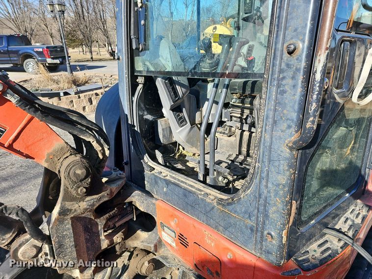 image for item DK0653 2015 Kubota KXO40-4 mini excavator