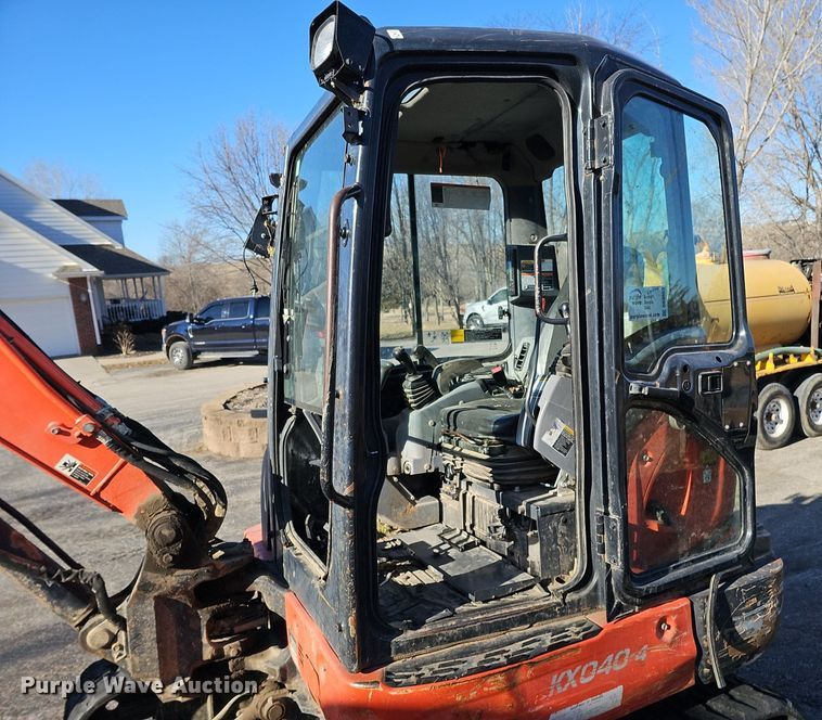 image for item DK0653 2015 Kubota KXO40-4 mini excavator