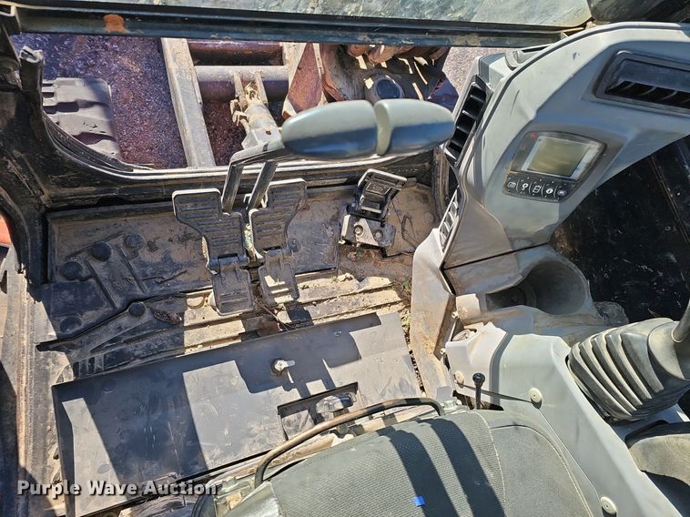 image for item DK0653 2015 Kubota KXO40-4 mini excavator