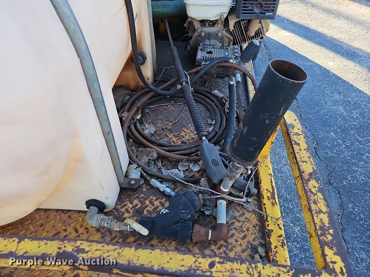 image for item DK0654 1999 Vac-Tron PMD-800GT vacuum excavator