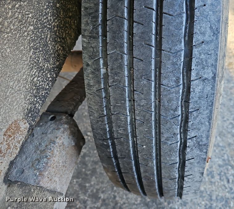 image for item DK0654 1999 Vac-Tron PMD-800GT vacuum excavator