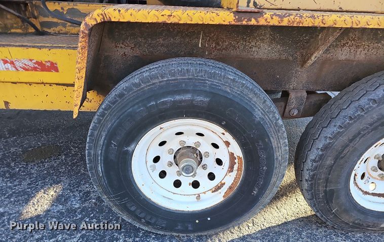 image for item DK0654 1999 Vac-Tron PMD-800GT vacuum excavator