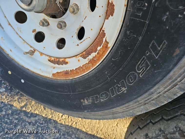 image for item DK0654 1999 Vac-Tron PMD-800GT vacuum excavator