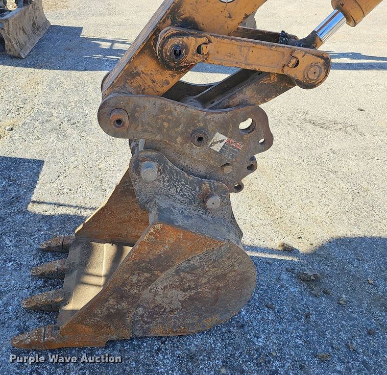 image for item DK0656 2016 Case CX36B STX mini excavator