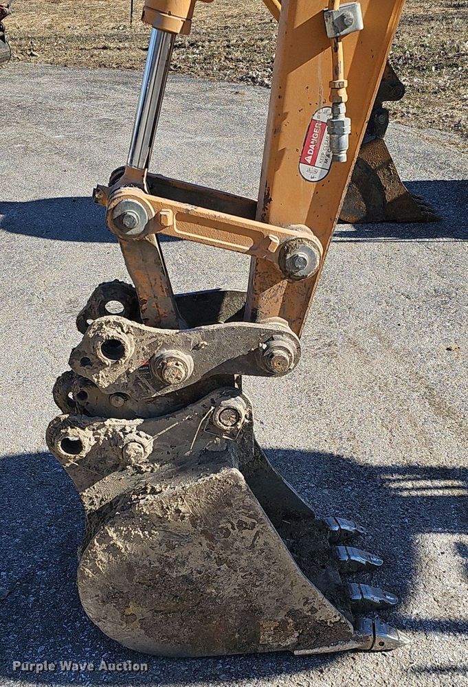 image for item DK0657 2016 Case CX36B ZTS mini excavator