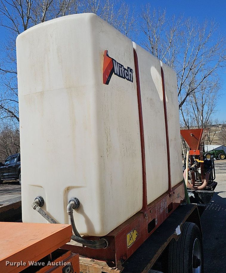 image for item DK0662 Behnke Enterprises Inc. CBCT2124E-BT-R equipment trailer