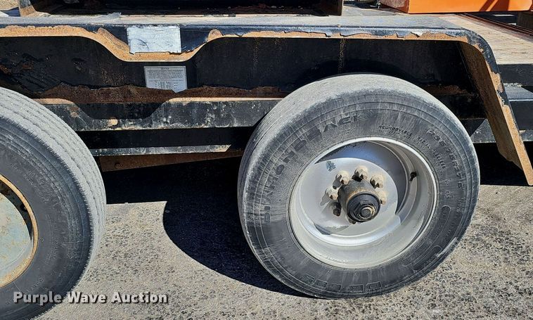 image for item DK0662 Behnke Enterprises Inc. CBCT2124E-BT-R equipment trailer