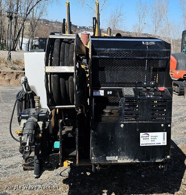 image for item DK0664 2020 Vermeer Navigator S3 D20X22III directional boring unit