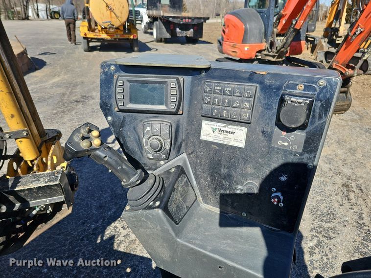 image for item DK0664 2020 Vermeer Navigator S3 D20X22III directional boring unit