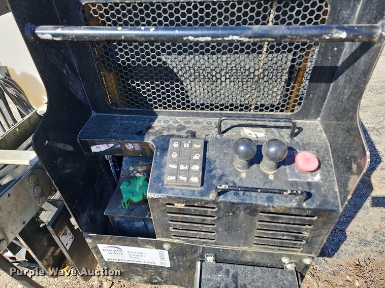 image for item DK0665 2017 Vermeer Navigator S3 D20X22III directional boring unit