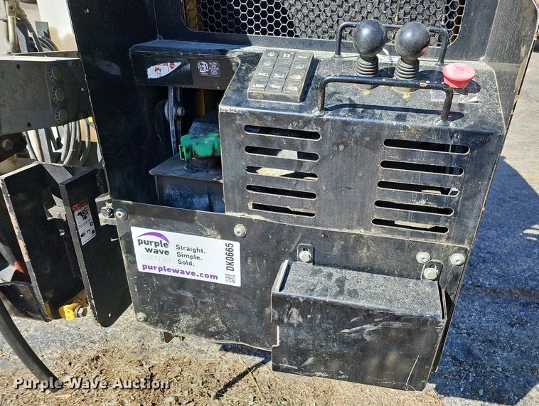 image for item DK0665 2017 Vermeer Navigator S3 D20X22III directional boring unit