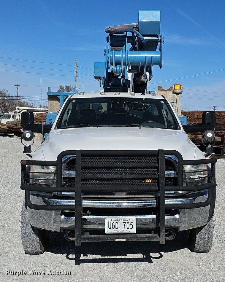image for item DK0709 2015 Dodge Ram 5500HD bucket truck
