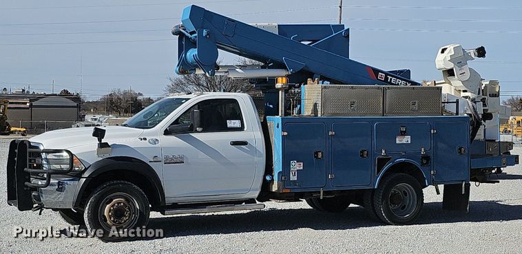 image for item DK0709 2015 Dodge Ram 5500HD bucket truck