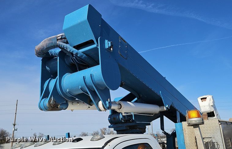 image for item DK0709 2015 Dodge Ram 5500HD bucket truck