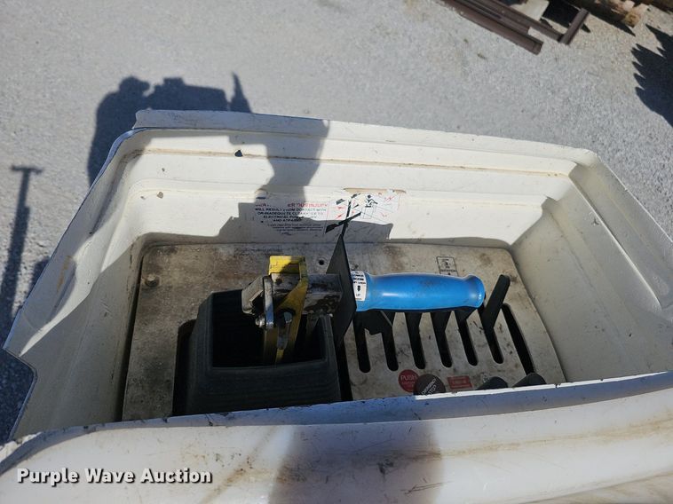 image for item DK0709 2015 Dodge Ram 5500HD bucket truck